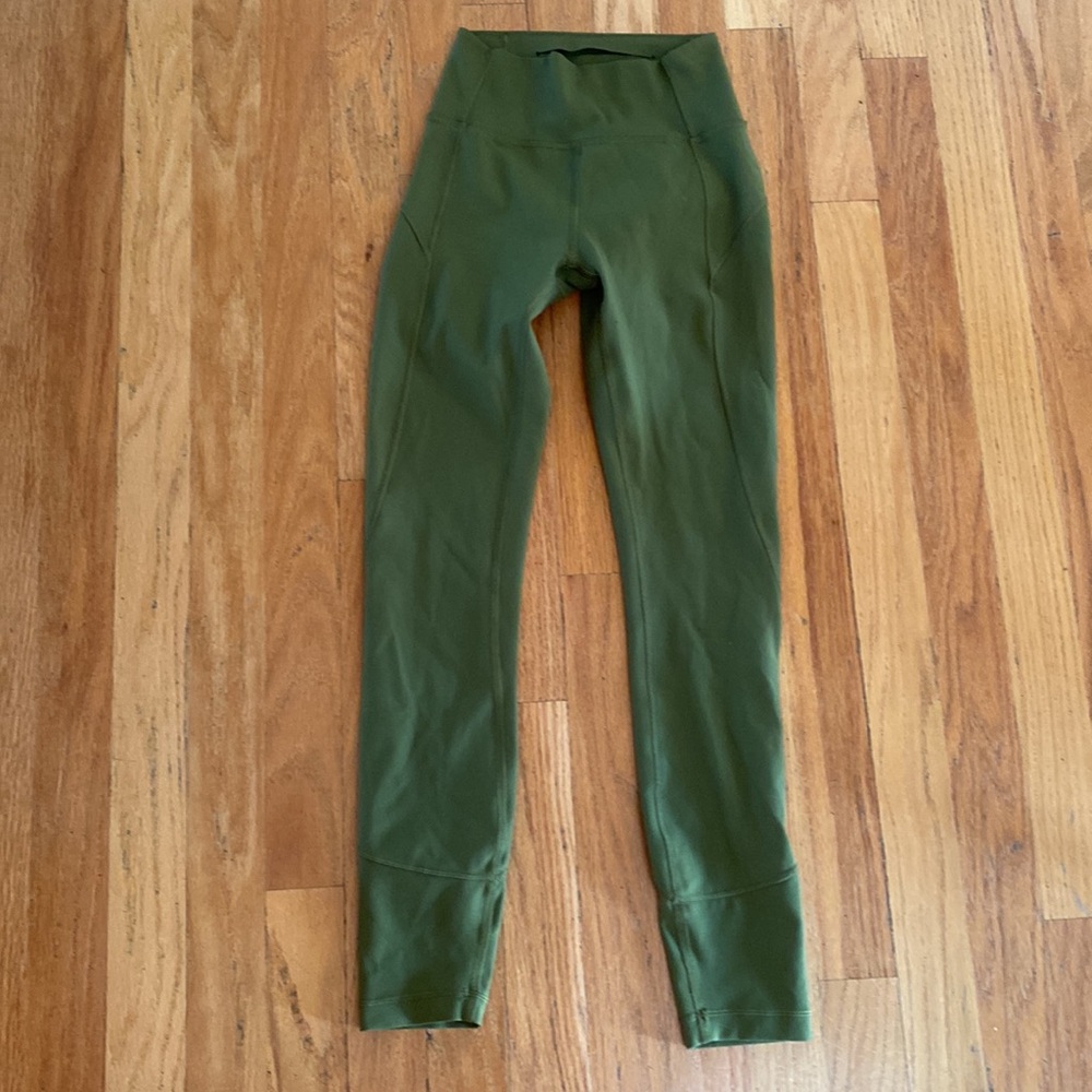Lululemon In Movement Tight - Picture 4 of 8
